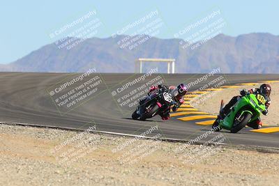 media/Oct-29-2022-CVMA (Sat) [[14c0aa3b66]]/Race 4 500 Supersport-350 Supersport/